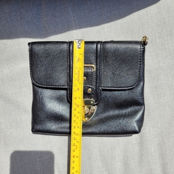 Olivia + Joy Black & Gold Clutch Purse - Picture 10 of 12
